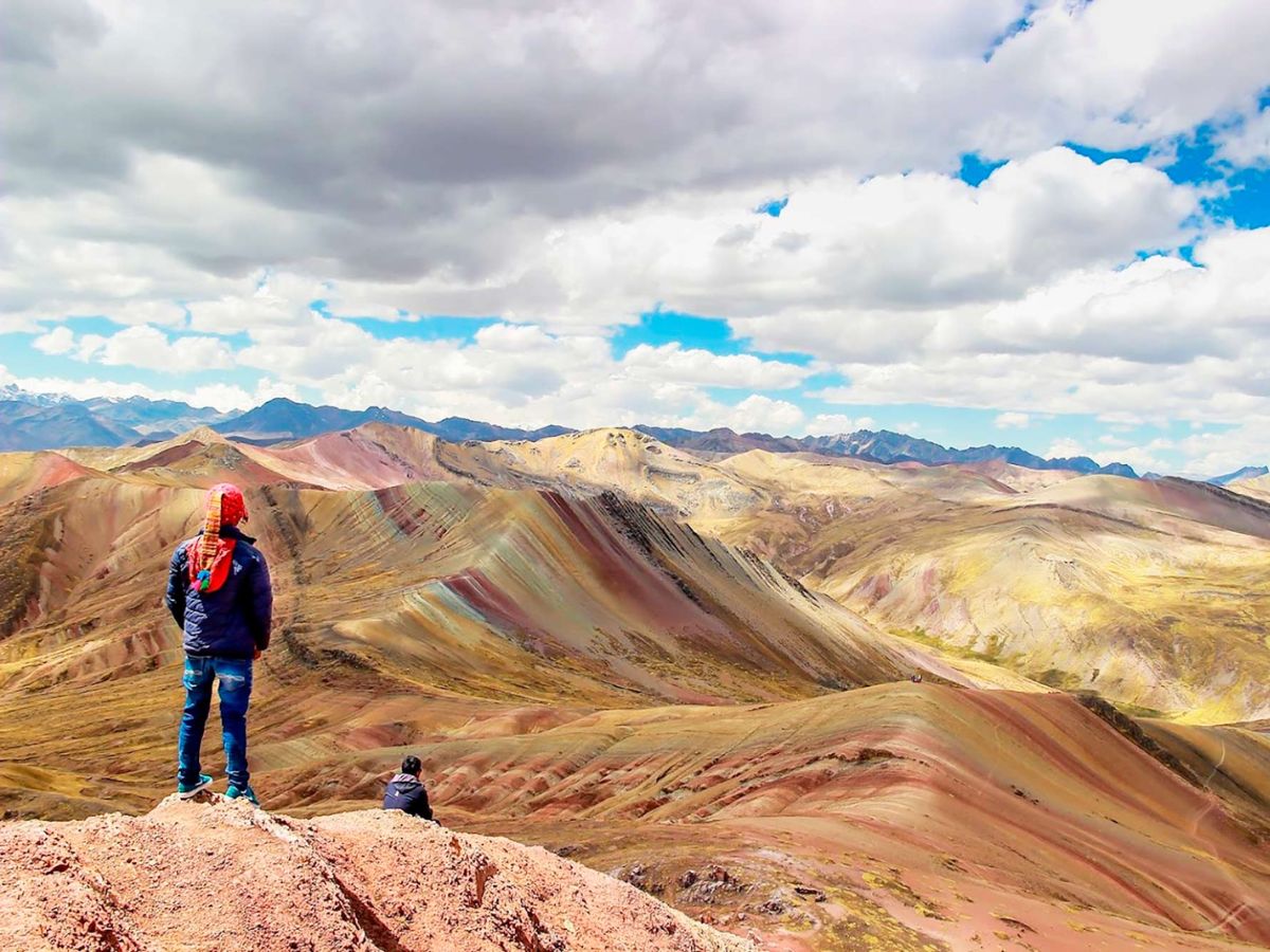 palcoyo rainbow mountain