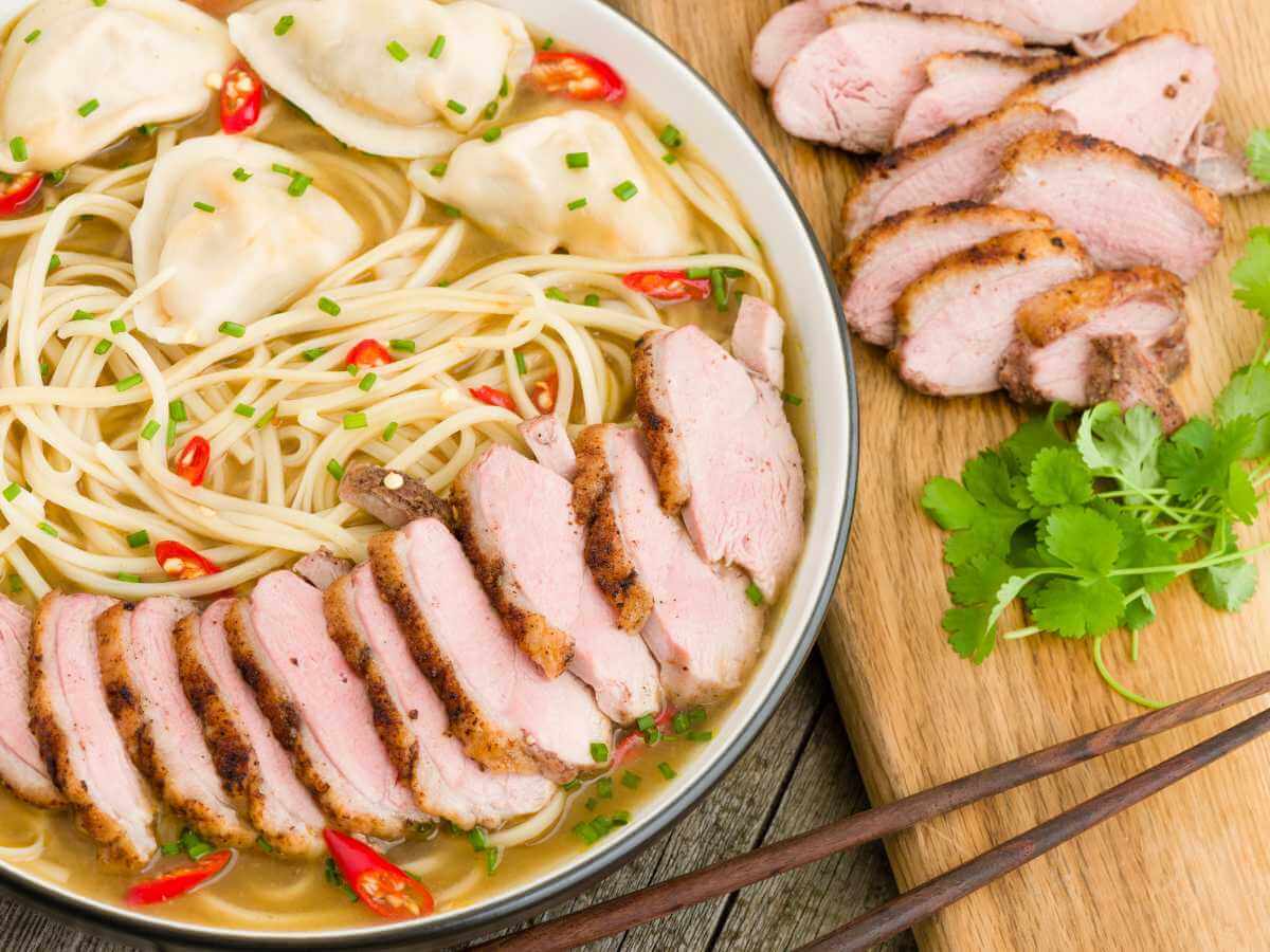 Wonton noodles