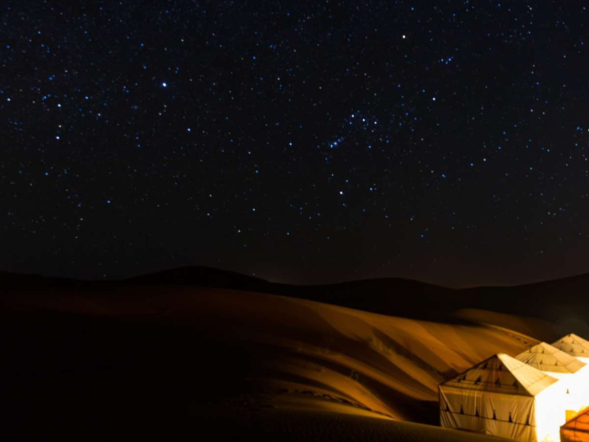 fotografia cielo noche sahara