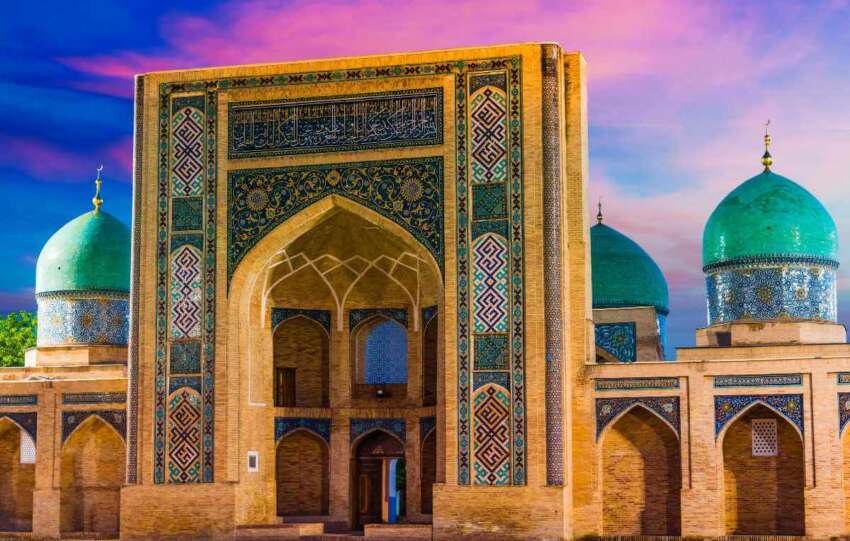 Uzbekistán mezquita histórica