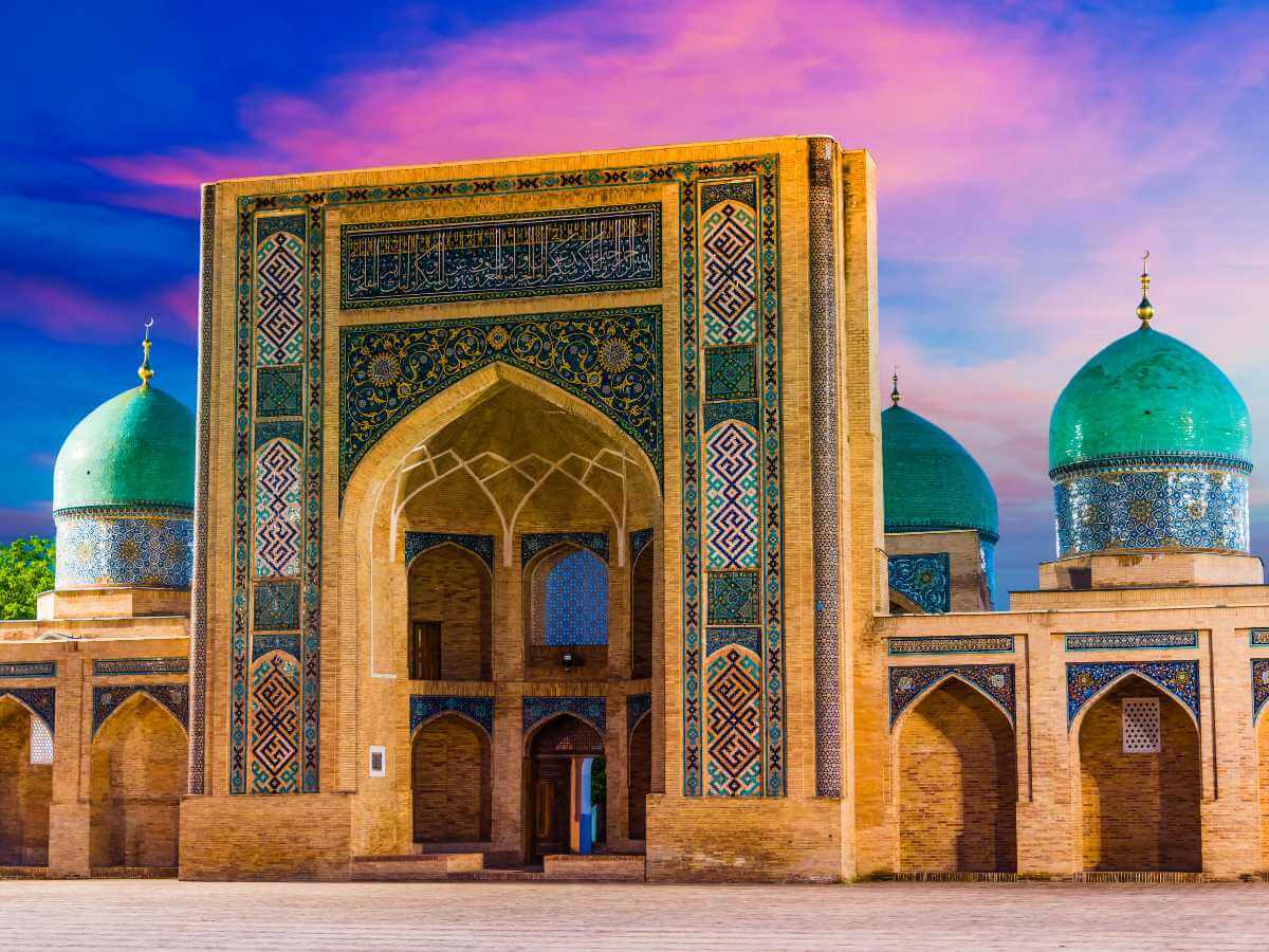 Uzbekistán mezquita histórica